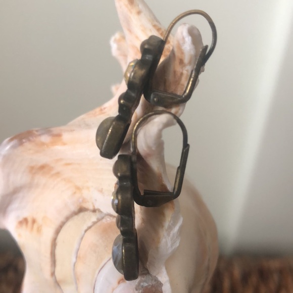 Pretty Antique Gold Rectangular Dangle Earrings - Picture 3 of 4